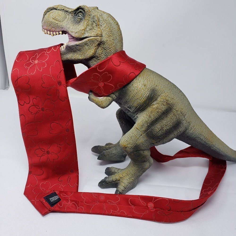 Batistini Red Floral Necktie